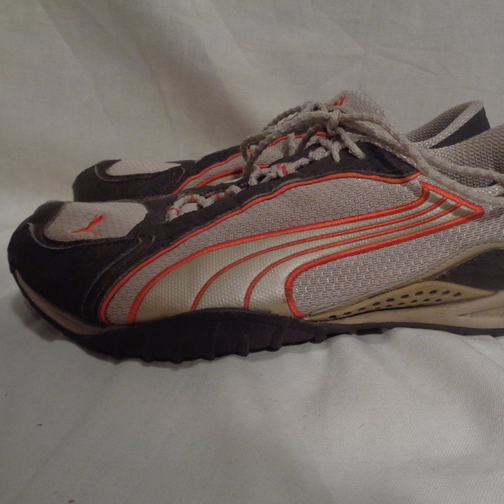 Puma Sneakers Women's Size US 8 Brown and Orange